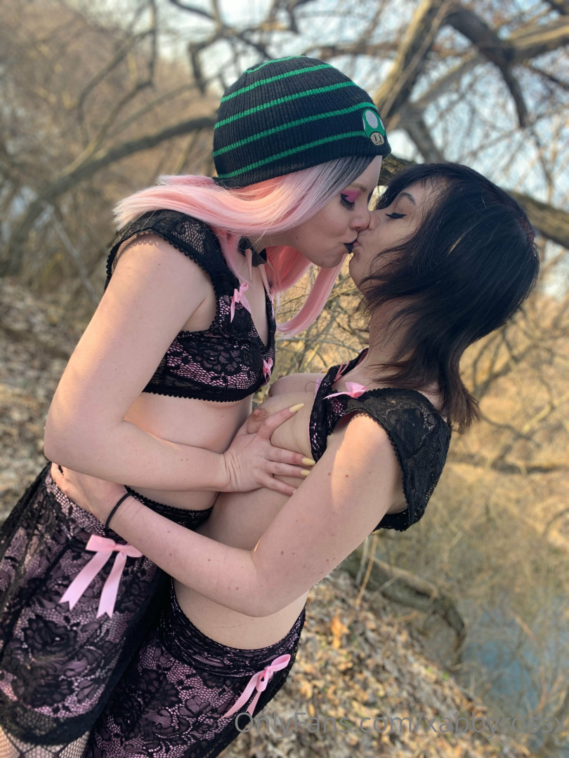 Photo by xabbyrossx published on June 3,2023 16:01:53 - BestThots
