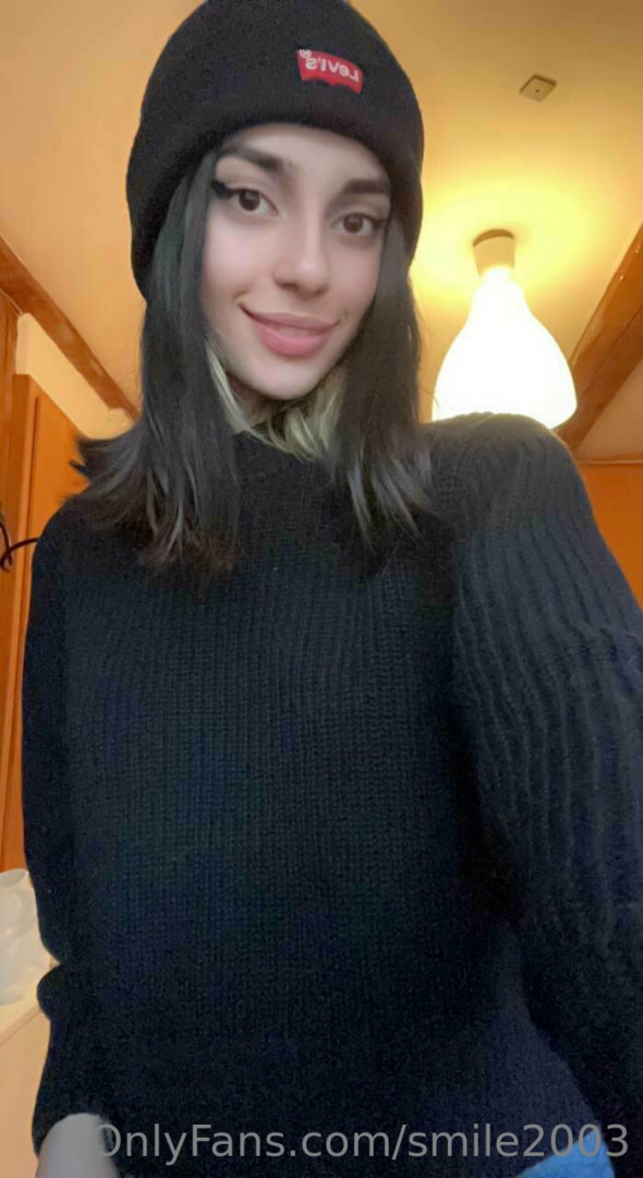 Photo by smile2003 published on May 17,2023 21:46:35 - BestThots