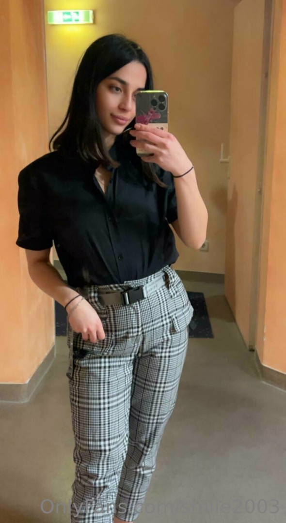 Photo by smile2003 published on May 17,2023 21:46:36 - BestThots