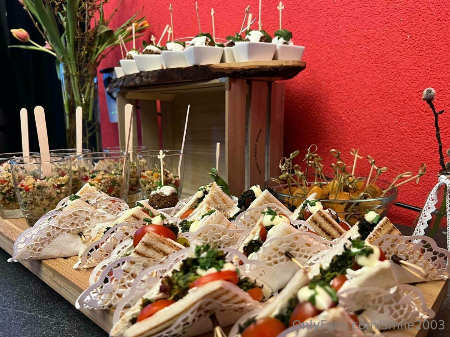 Photo by smile2003 published on May 17,2023 21:46:44 - BestThots