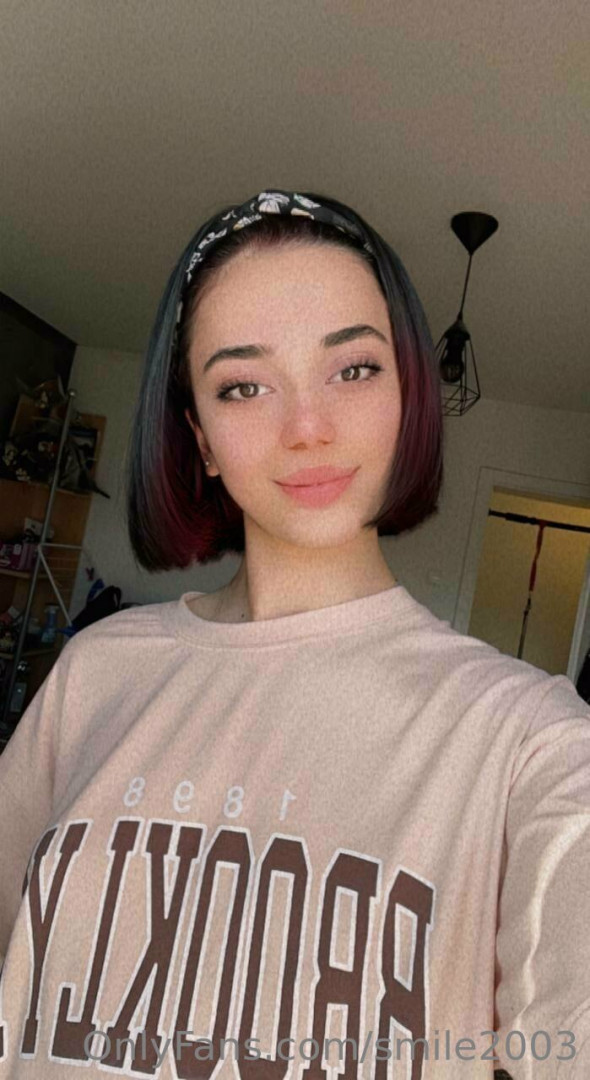 Photo by smile2003 published on May 17,2023 21:46:44 - BestThots