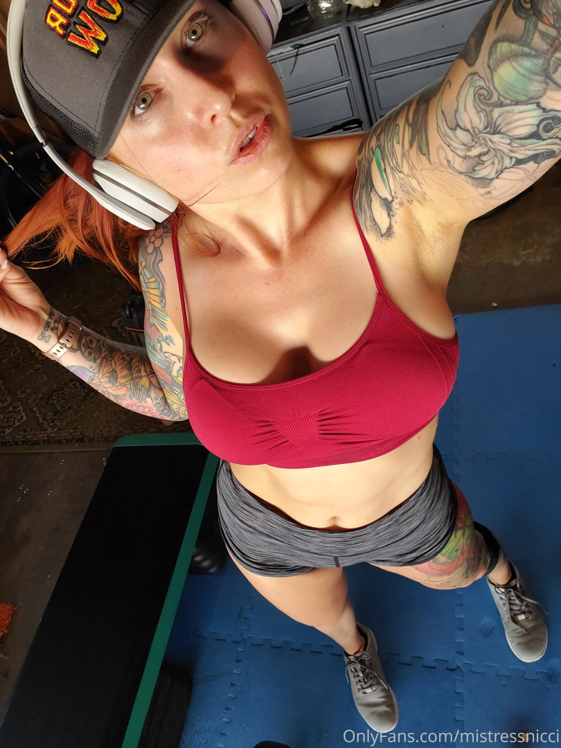 Photo by mistressnicci published on October 14,2023 07:34:59 - BestThots