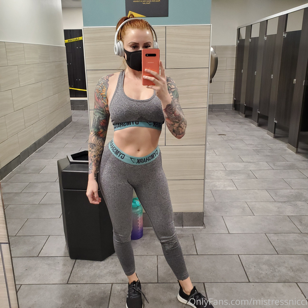 Photo by mistressnicci published on October 14,2023 09:57:57 - BestThots