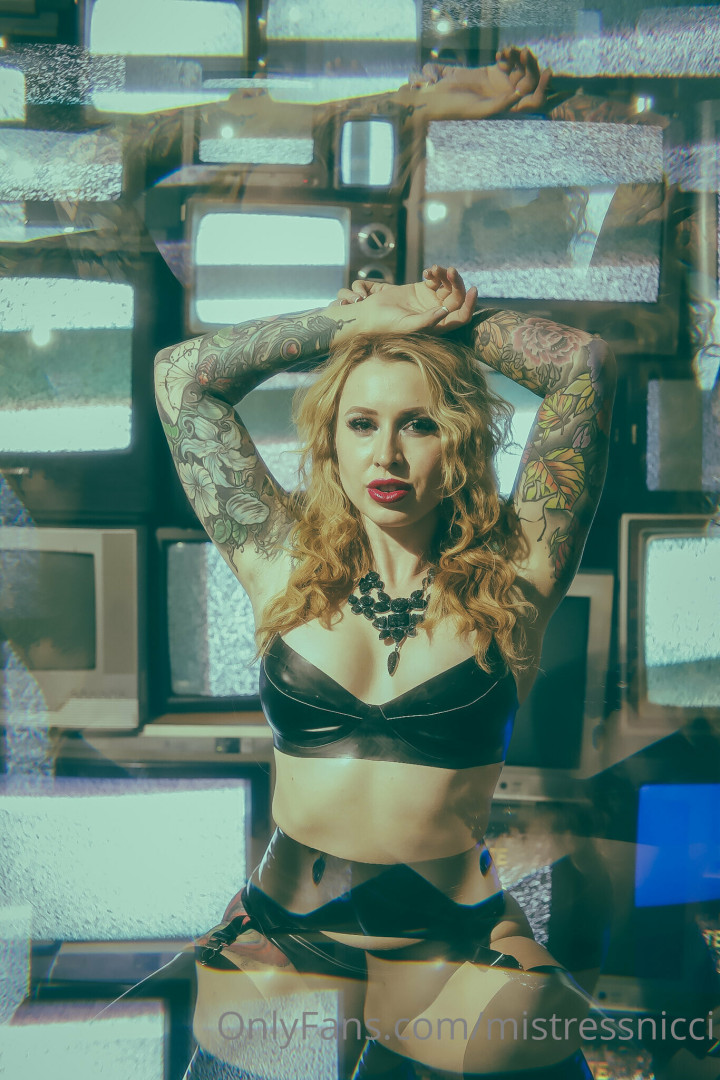 Photo by mistressnicci published on October 14,2023 11:23:17 - BestThots
