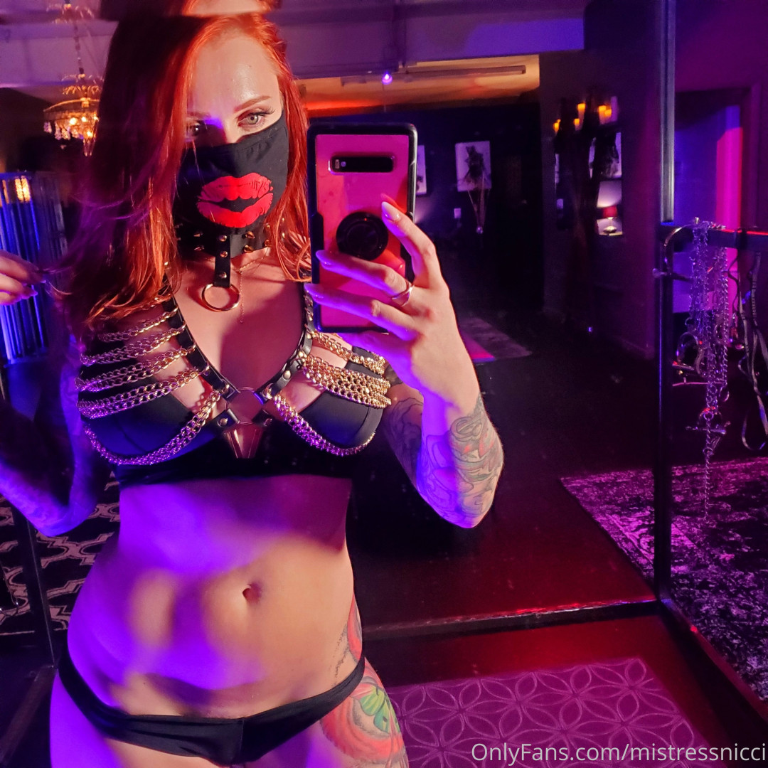 Photo by mistressnicci published on October 14,2023 11:35:12 - BestThots