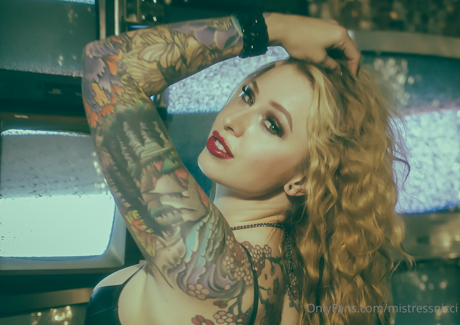 Photo by mistressnicci published on October 14,2023 11:52:46 - BestThots