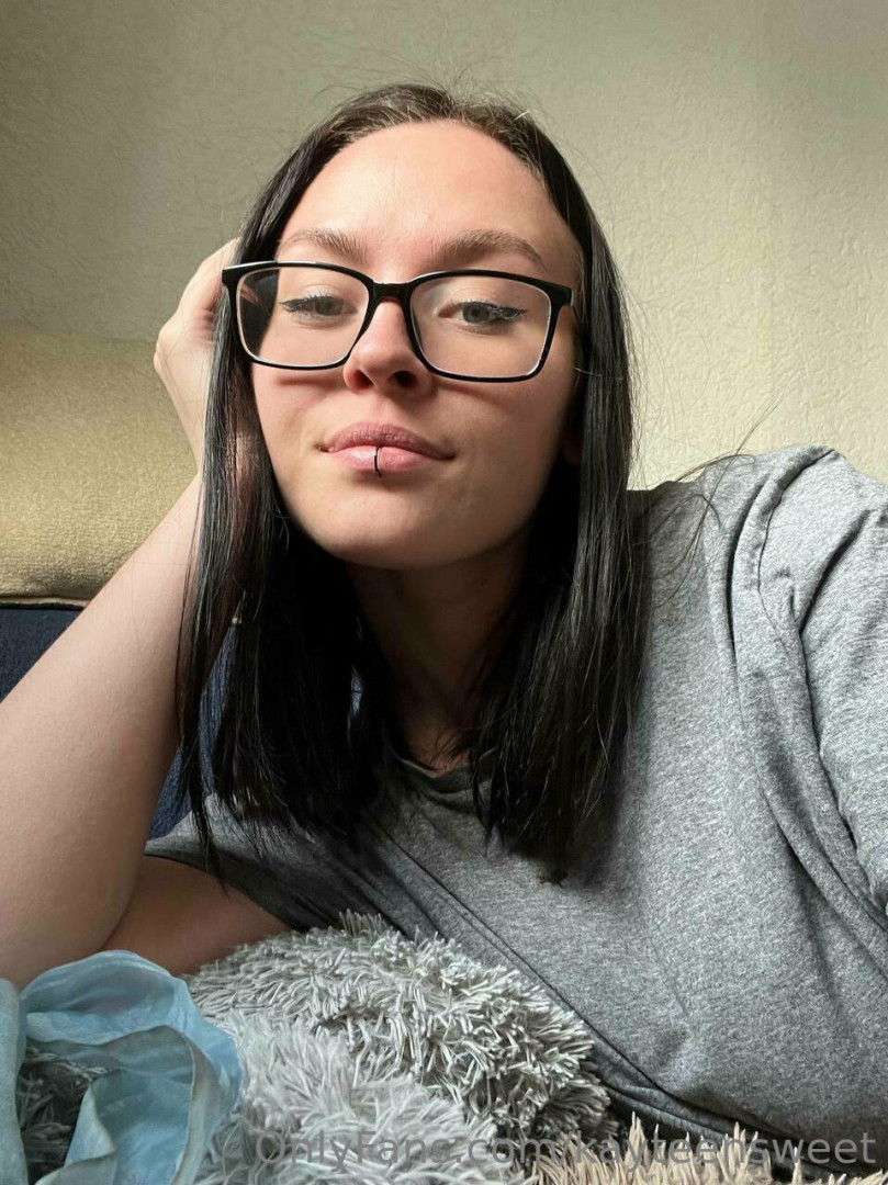 Photo by kayteennsweet published on October 11,2023 19:47:17 - BestThots