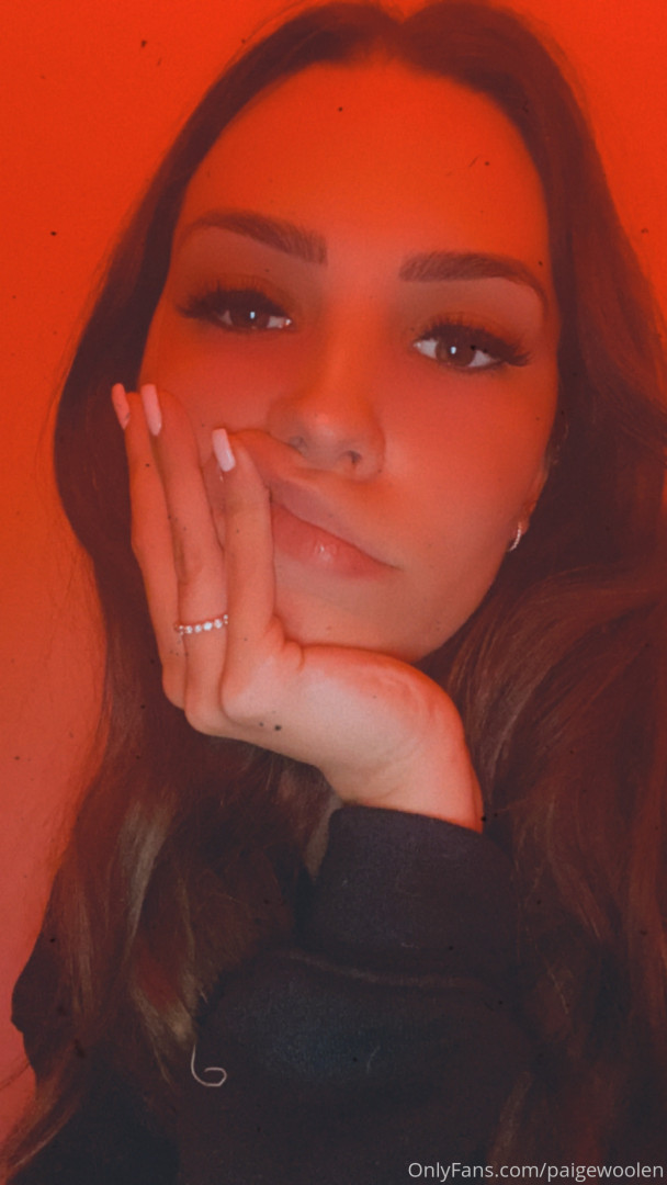 Photo by notpaigeuncaged published on October 16,2023 16:02:34 - BestThots