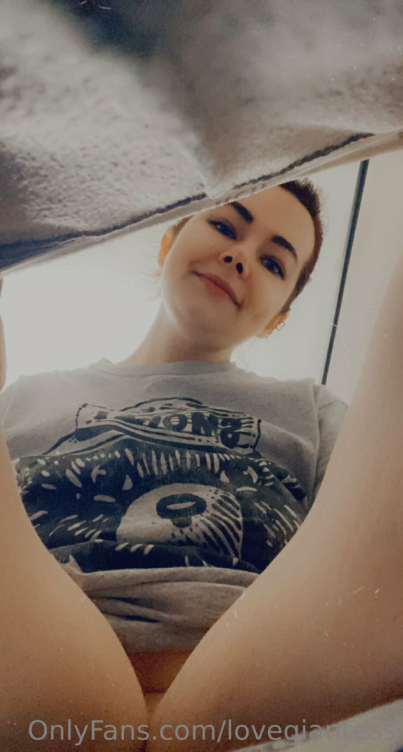 Photo by lovegiantess published on June 23,2023 07:08:05 - BestThots