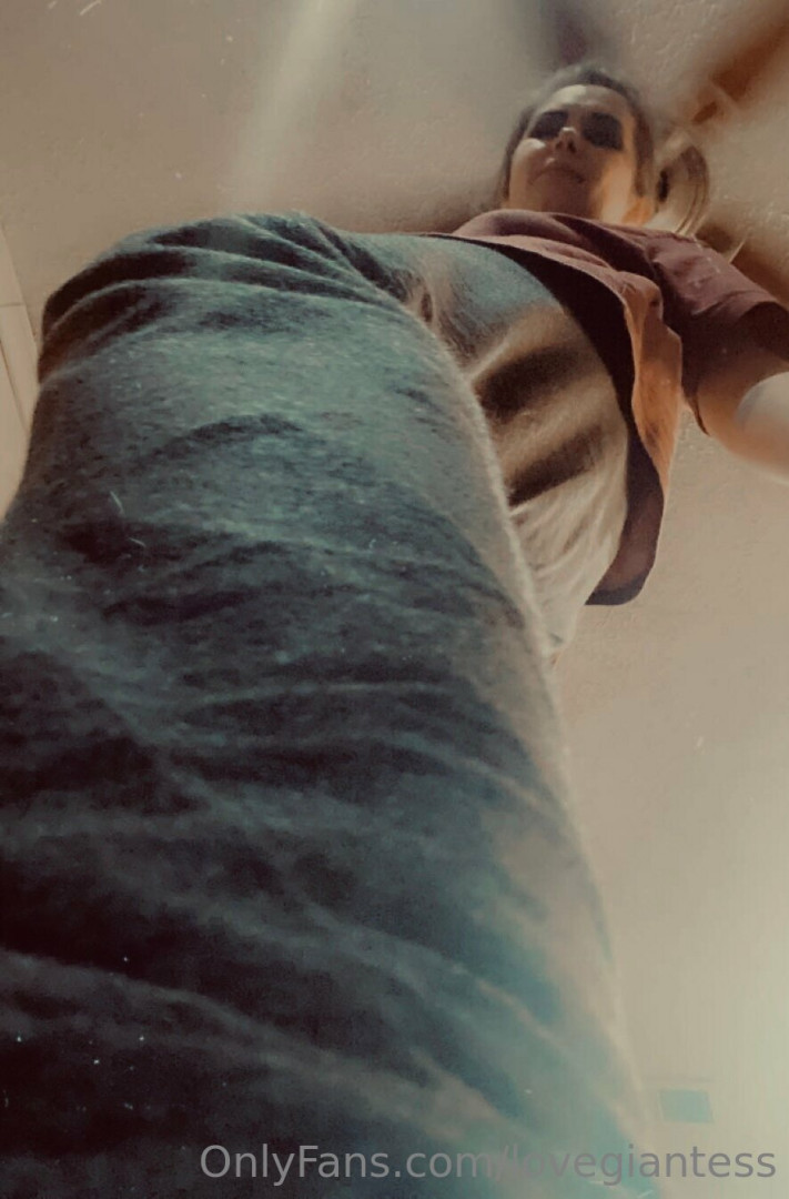 Photo by lovegiantess published on June 23,2023 07:08:27 - BestThots