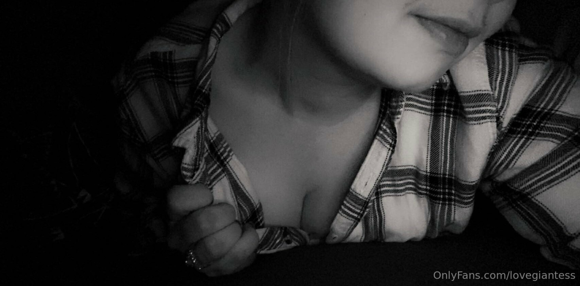 Photo by lovegiantess published on June 23,2023 07:08:31 - BestThots