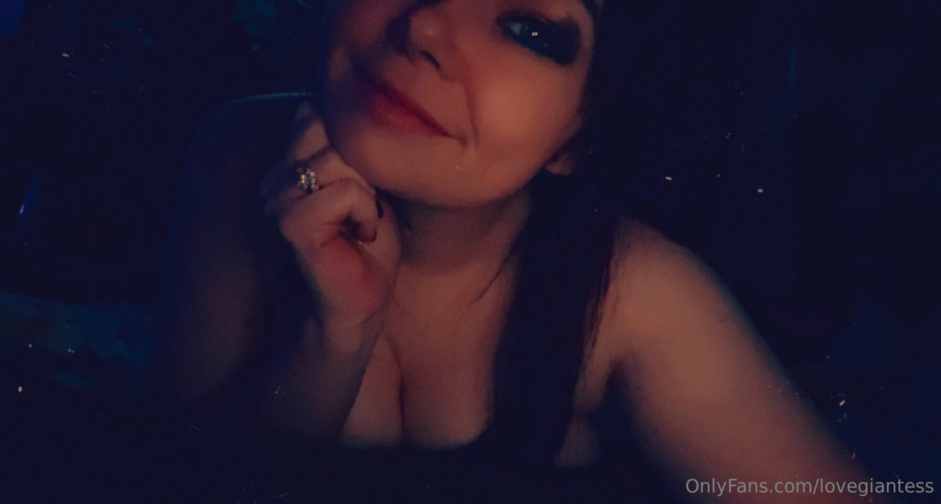 Photo by lovegiantess published on June 23,2023 07:10:23 - BestThots