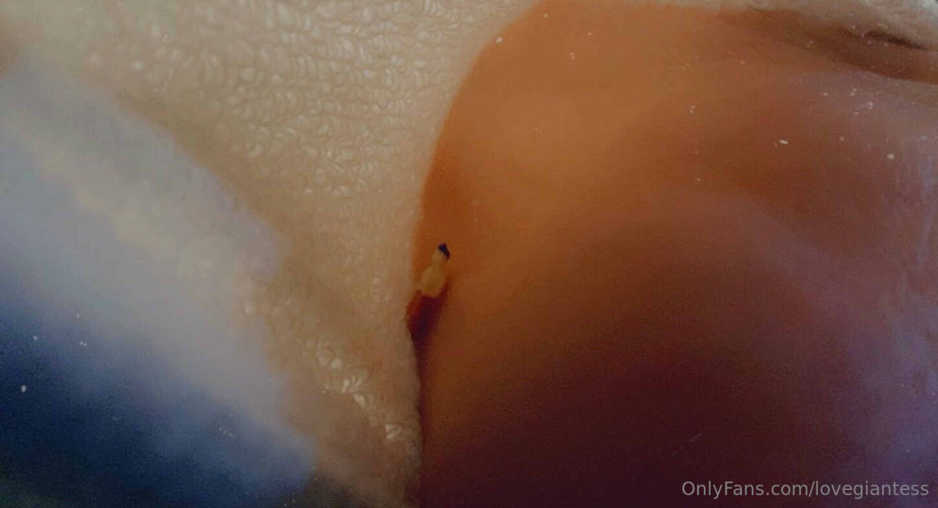 Photo by lovegiantess published on June 23,2023 07:11:04 - BestThots