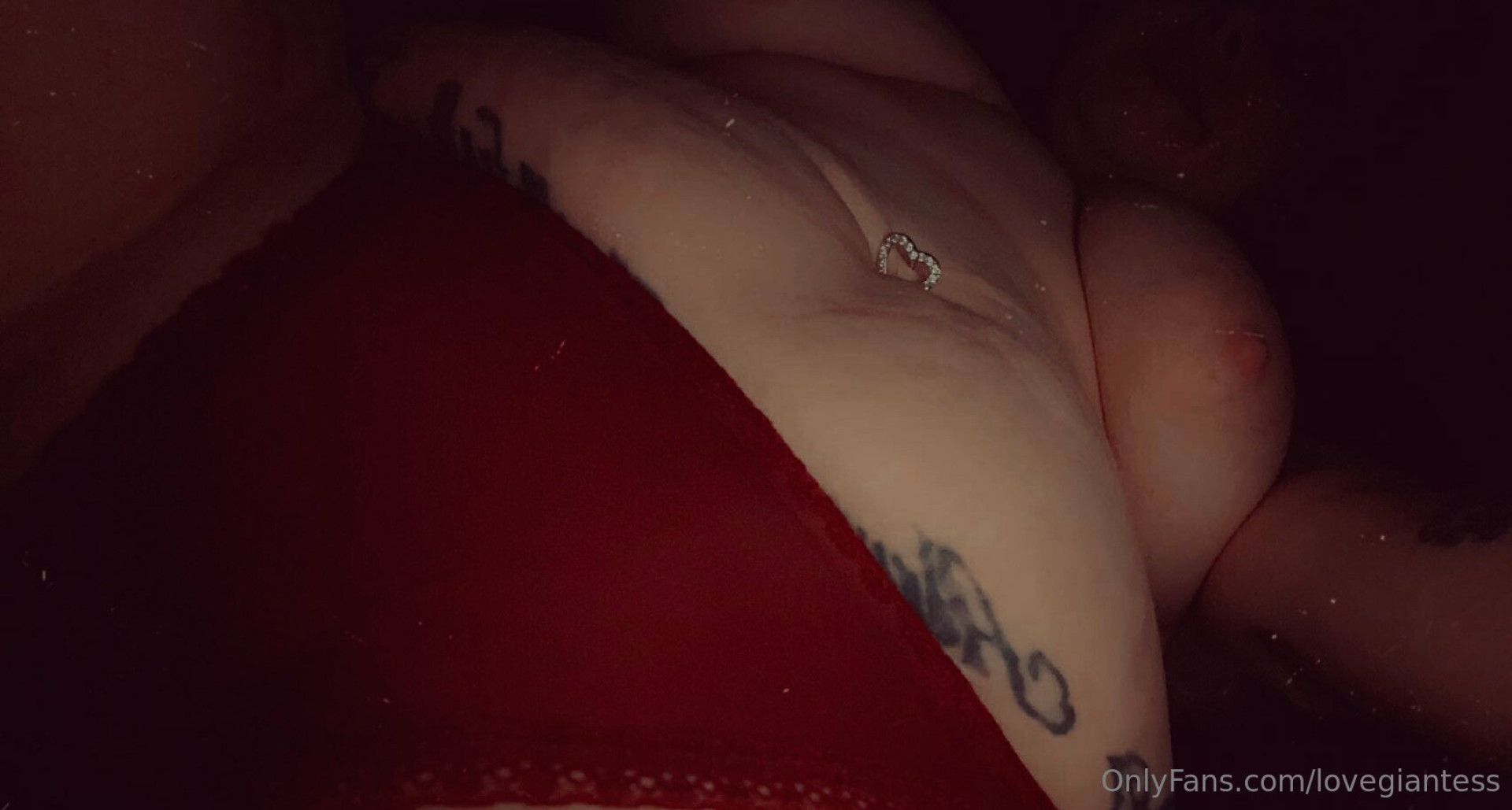 Photo by lovegiantess published on June 23,2023 07:17:10 - BestThots