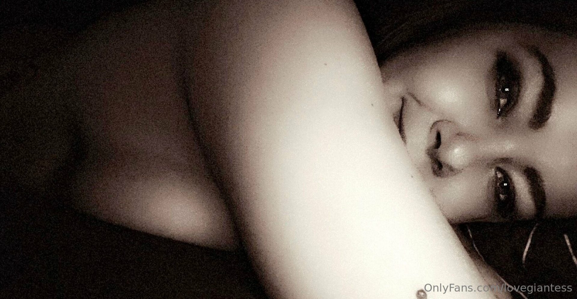 Photo by lovegiantess published on June 23,2023 07:17:34 - BestThots