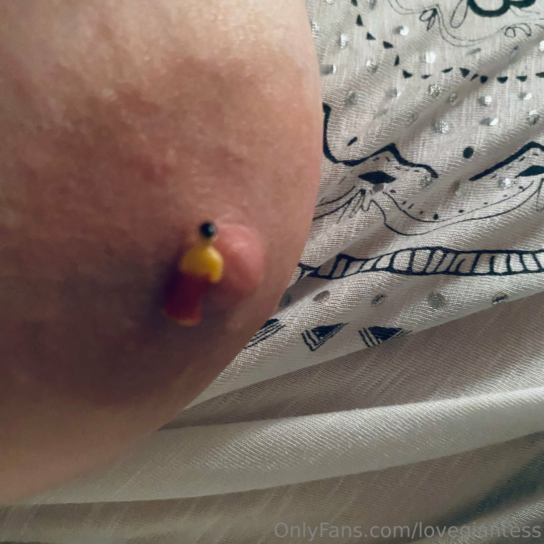 Photo by lovegiantess published on June 23,2023 07:21:25 - BestThots