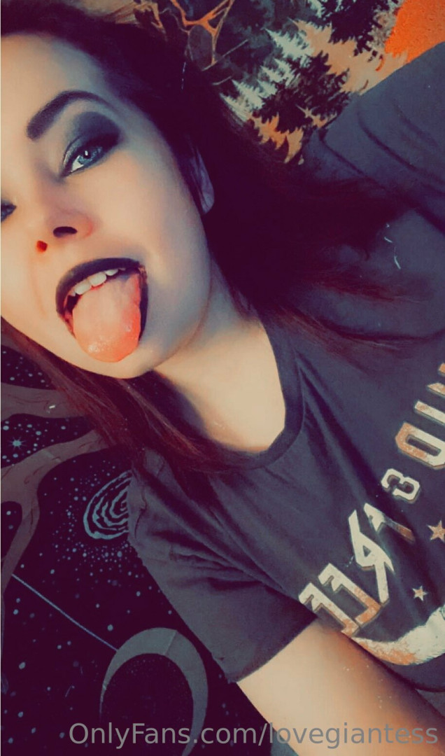 Photo by lovegiantess published on June 23,2023 07:21:41 - BestThots