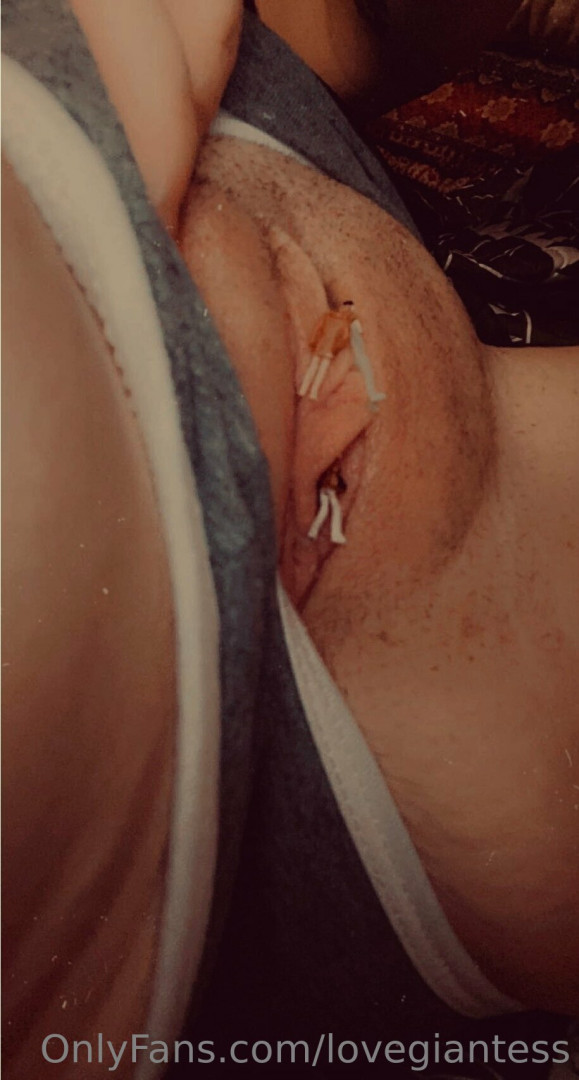 Photo by lovegiantess published on June 23,2023 07:22:19 - BestThots