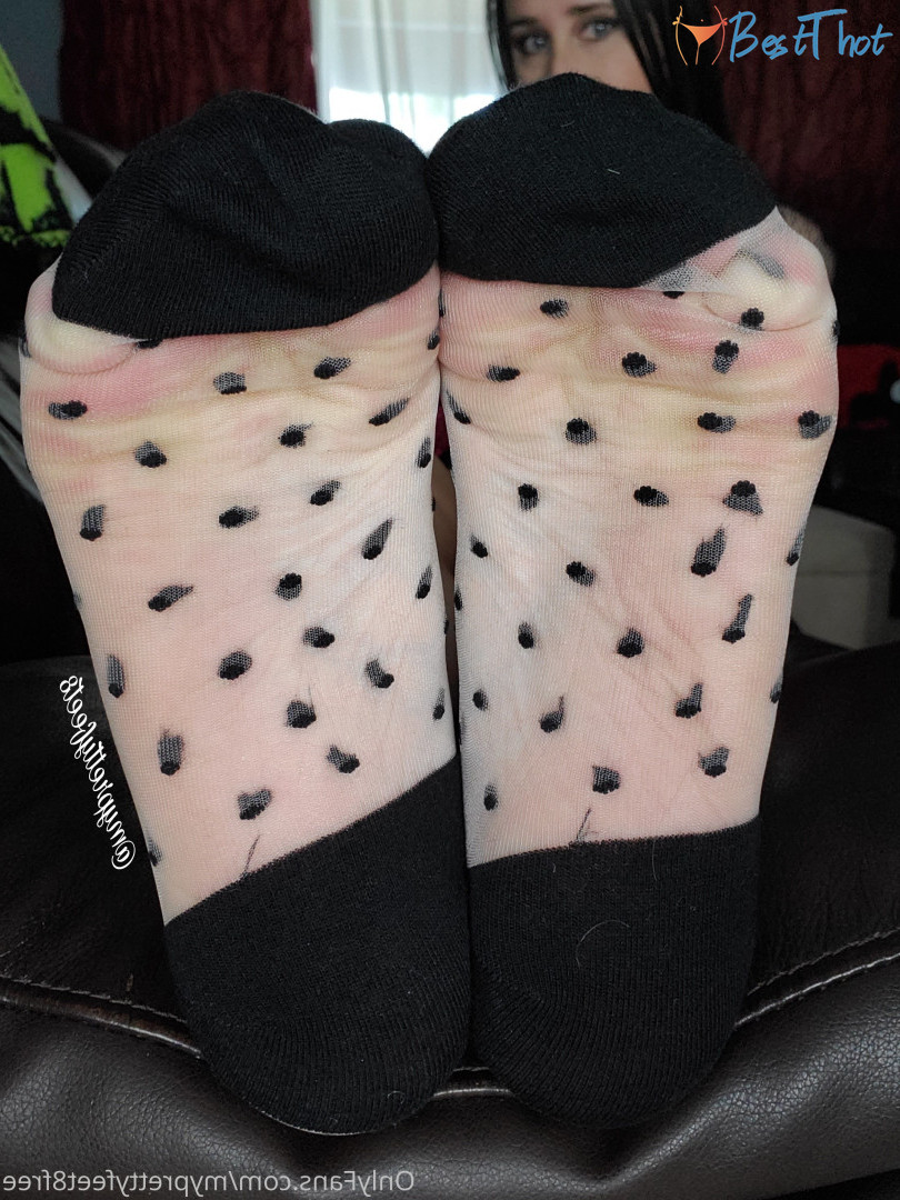 Photo by myprettyfeet8free published on December 13,2024 19:03:24 - BestThots