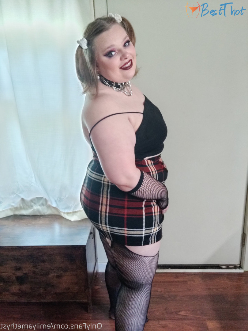 Photo by phoebegoth published on December 21,2024 03:10:19 - BestThots