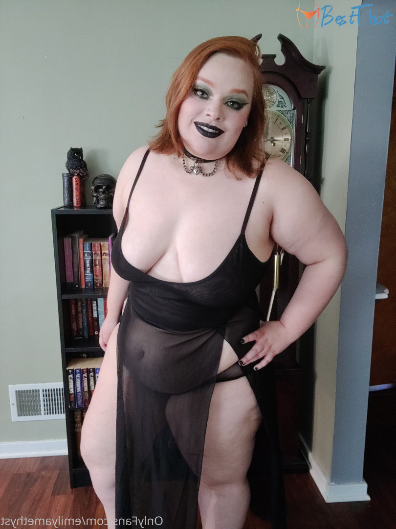 Photo by phoebegoth published on December 21,2024 04:07:31 - BestThots