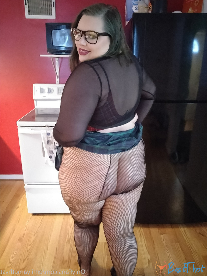 Photo by phoebegoth published on December 21,2024 04:07:58 - BestThots