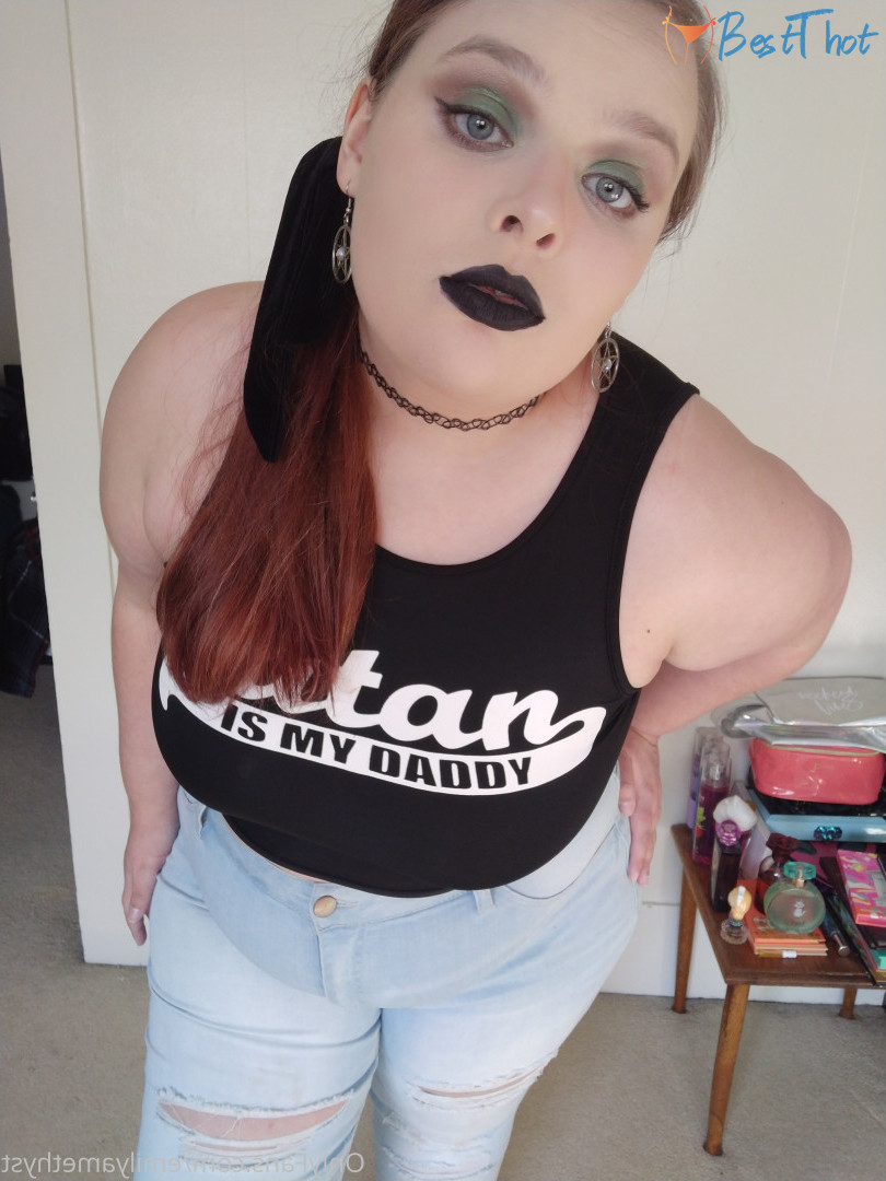 Photo by phoebegoth published on December 21,2024 04:08:19 - BestThots