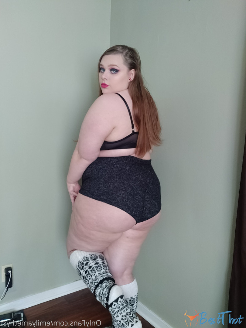 Photo by phoebegoth published on December 21,2024 04:08:33 - BestThots