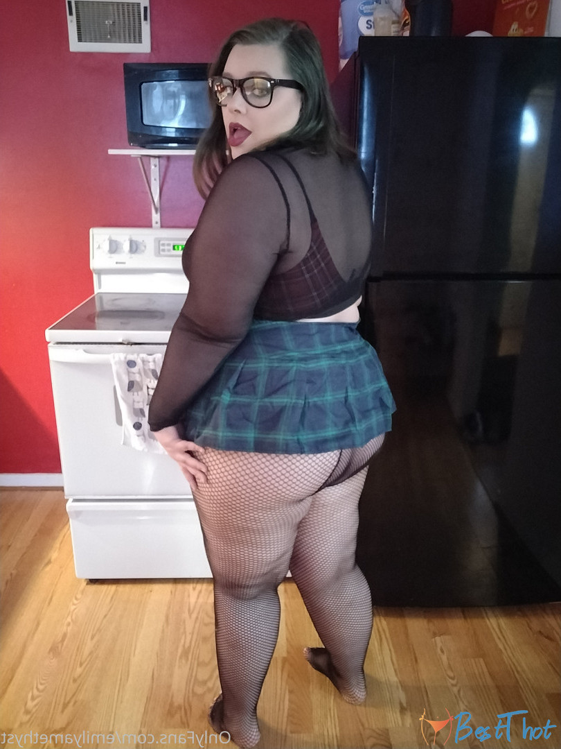 Photo by phoebegoth published on December 21,2024 06:09:10 - BestThots