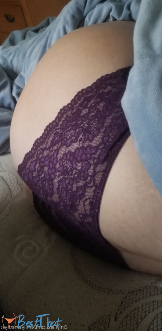 Photo by phoebegoth published on December 21,2024 07:08:26 - BestThots