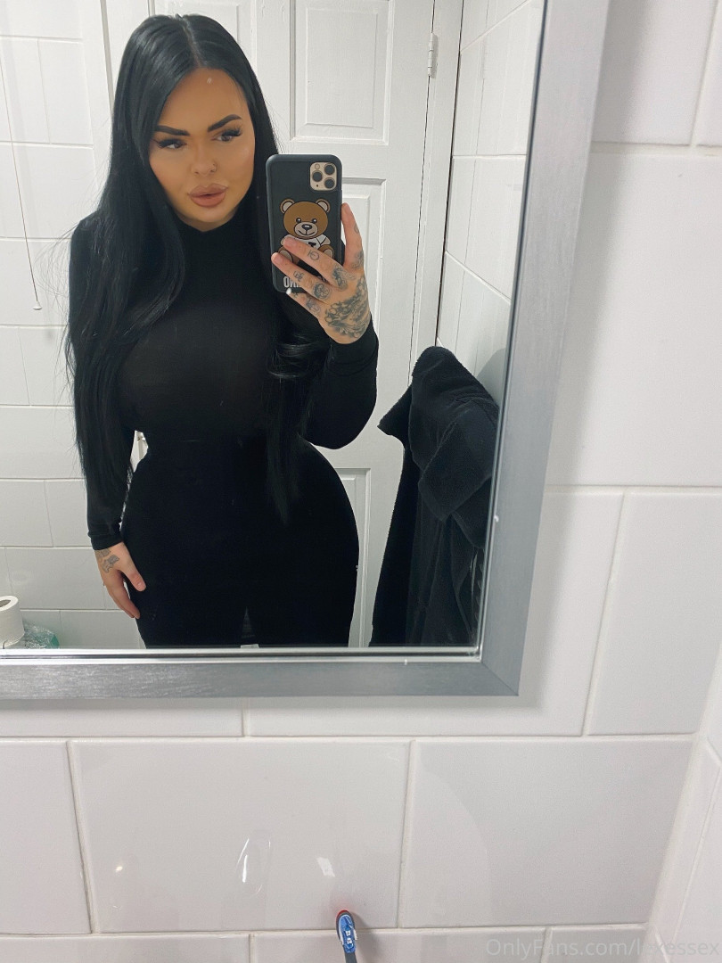 Photo by lexessex published on July 8,2023 17:30:22 - BestThots