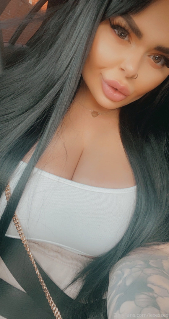 Photo by lexessex published on July 8,2023 19:37:52 - BestThots