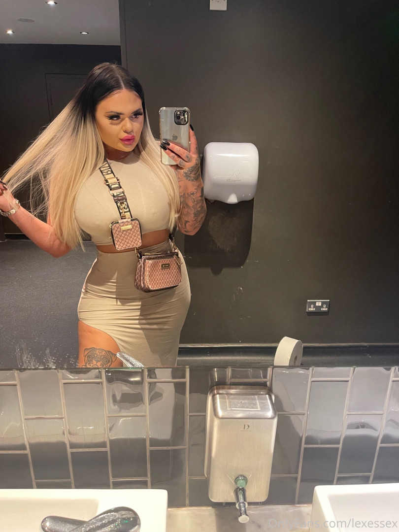 Photo by lexessex published on July 8,2023 19:41:53 - BestThots