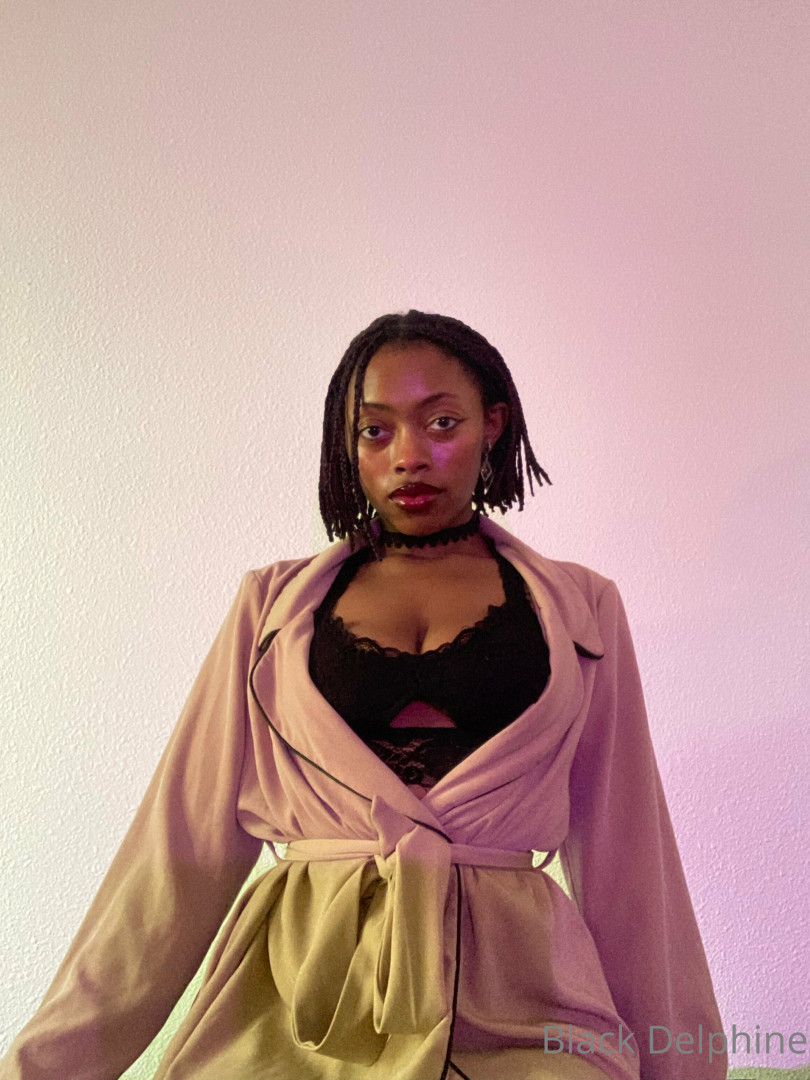 Photo by blackdelphine published on June 2,2023 20:02:32 - BestThots