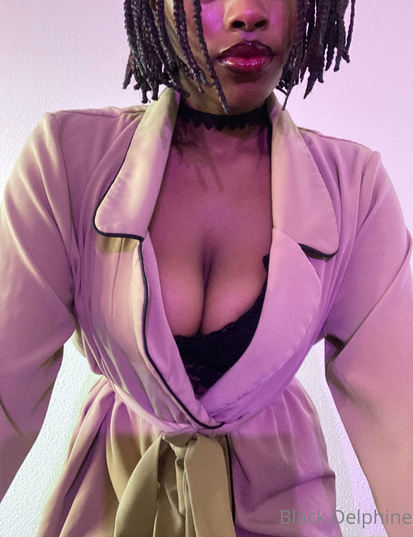 Photo by blackdelphine published on June 2,2023 20:02:44 - BestThots