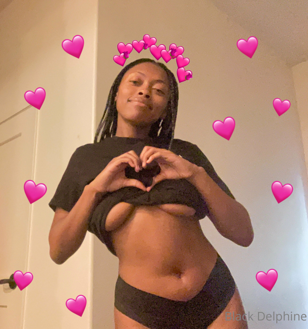 Photo by blackdelphine published on October 15,2023 14:07:12 - BestThots