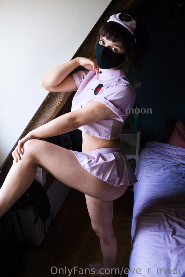 Photo by eve_r_moon published on January 15,2024 06:53:28 - BestThots