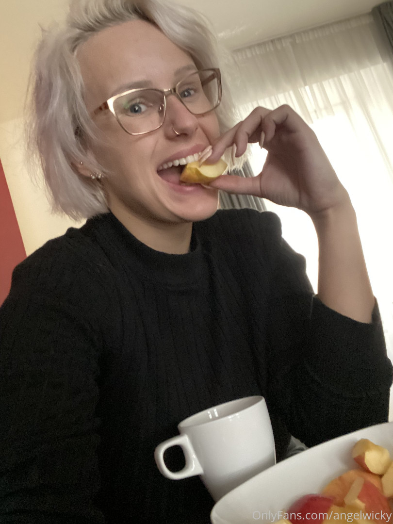 Photo by angelwicky published on October 16,2023 23:20:40 - BestThots