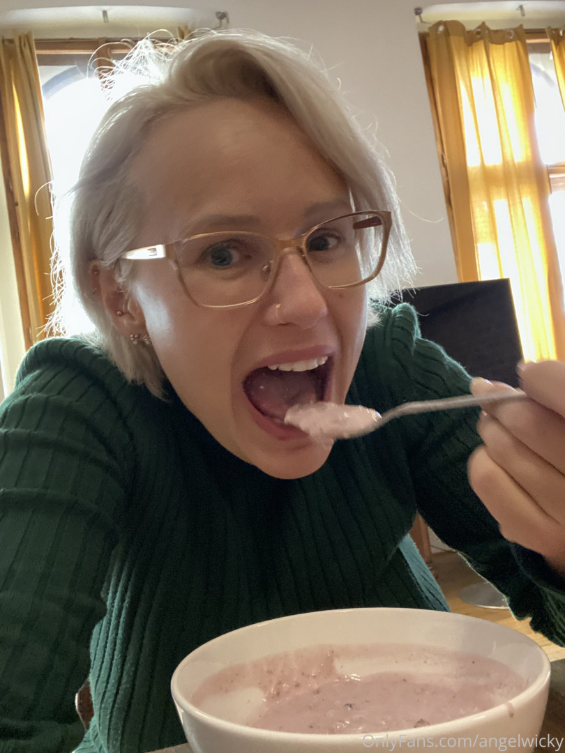 Photo by angelwicky published on November 21,2023 15:38:14 - BestThots