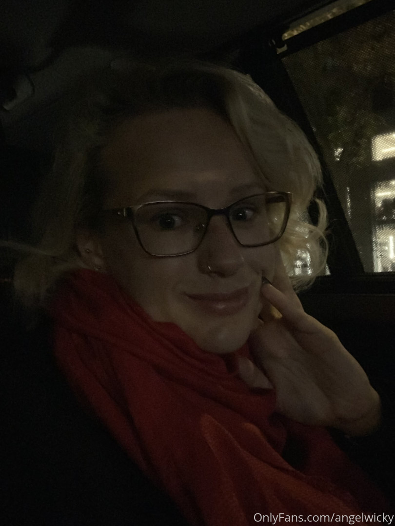 Photo by angelwicky published on November 21,2023 15:38:16 - BestThots