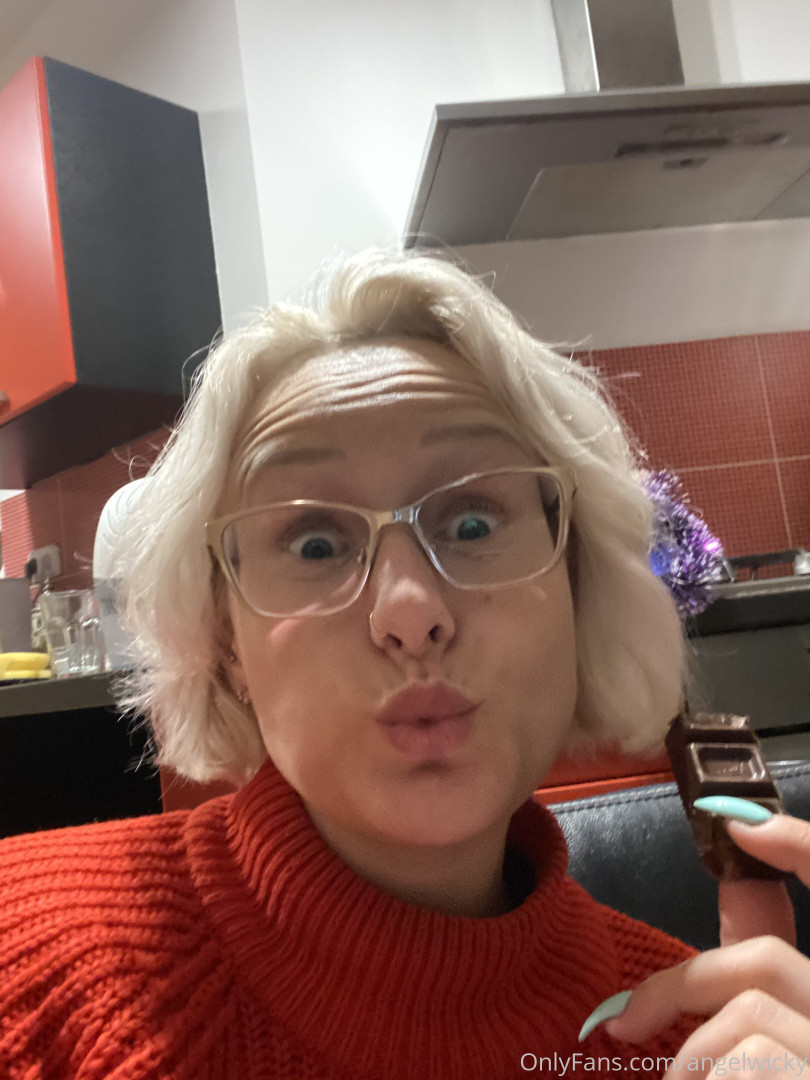 Photo by angelwicky published on November 21,2023 15:42:44 - BestThots