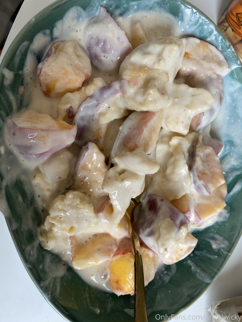 Photo by angelwicky published on November 21,2023 15:47:53 - BestThots