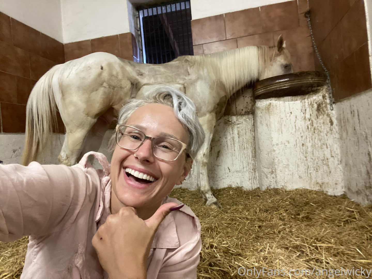 Photo by angelwicky published on November 21,2023 15:47:56 - BestThots