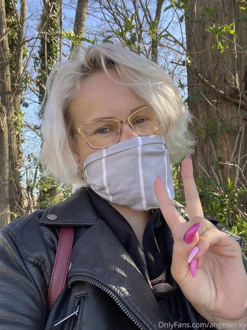 Photo by angelwicky published on November 21,2023 15:47:59 - BestThots