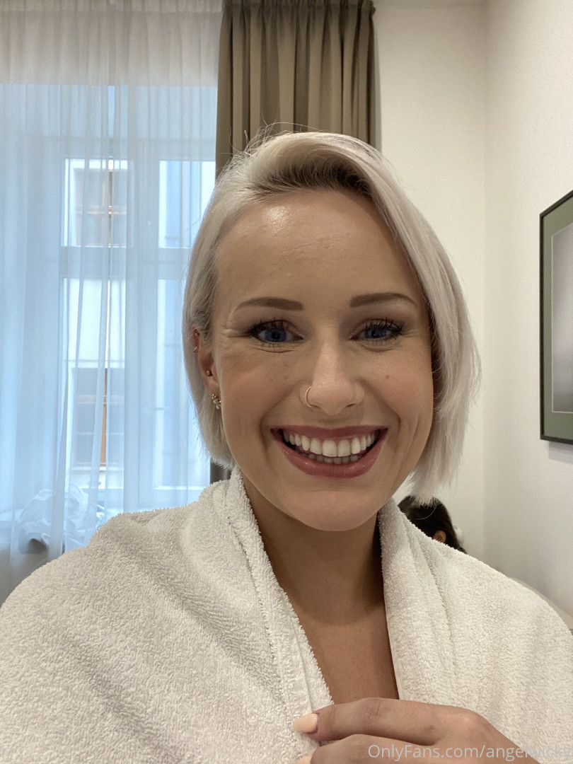 Photo by angelwicky published on November 21,2023 15:49:17 - BestThots