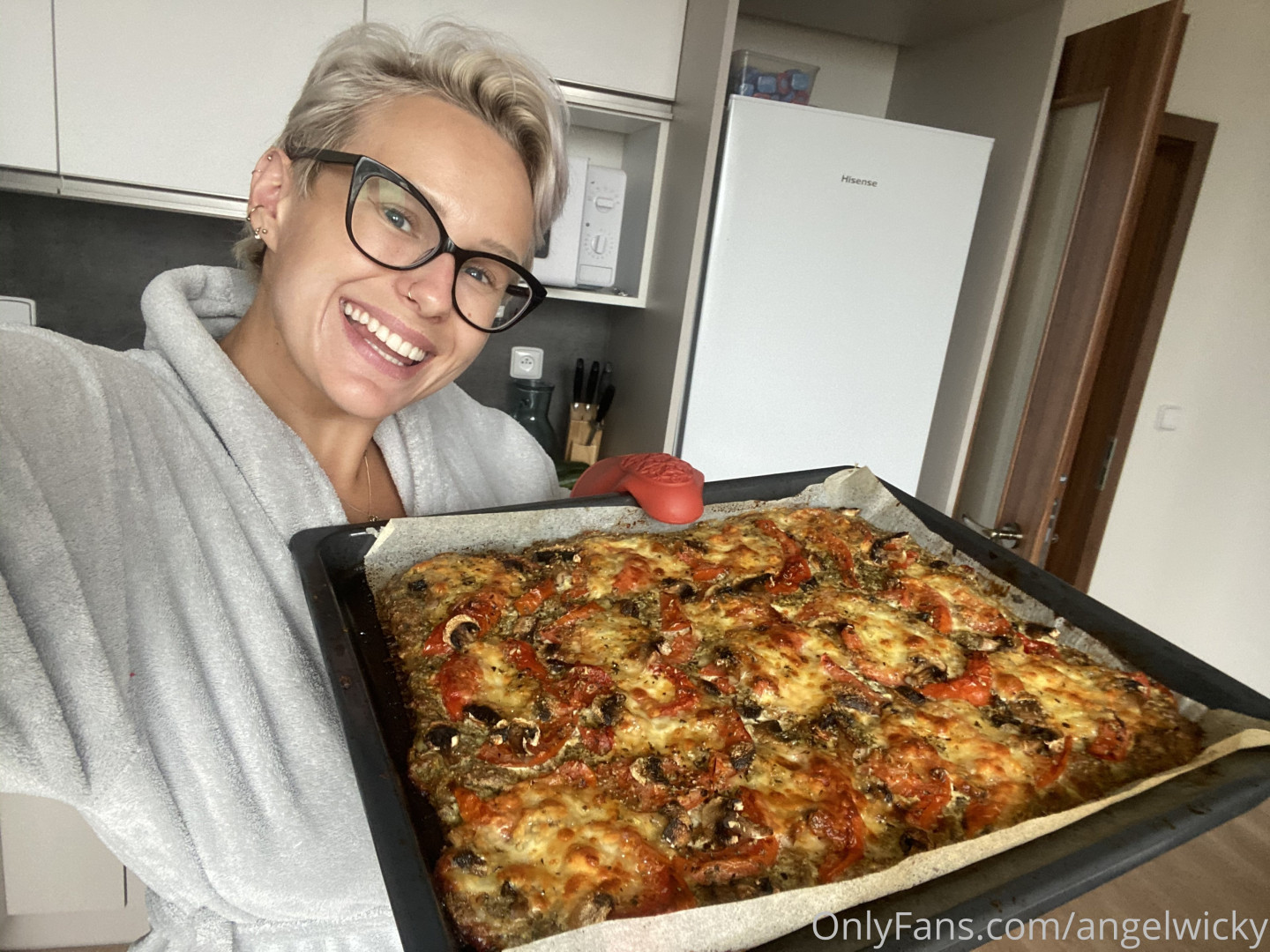 Photo by angelwicky published on November 21,2023 15:49:22 - BestThots