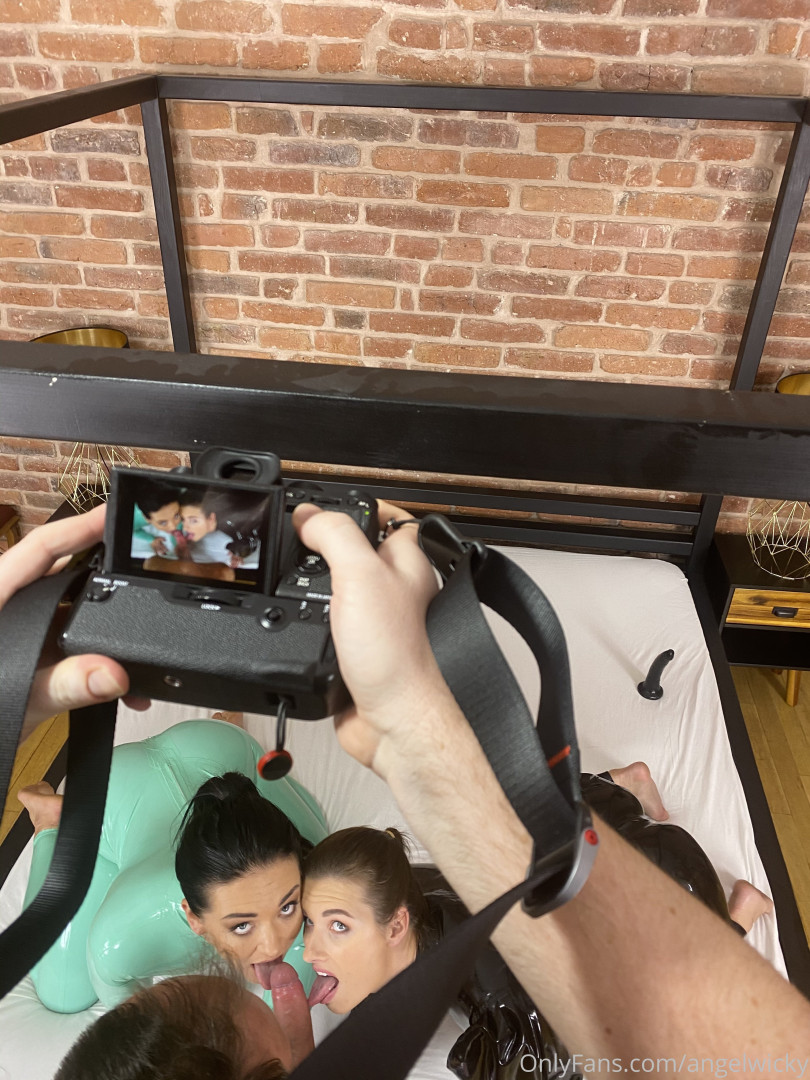 Photo by angelwicky published on November 21,2023 15:49:42 - BestThots