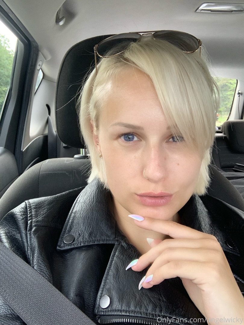 Photo by angelwicky published on November 21,2023 15:50:02 - BestThots