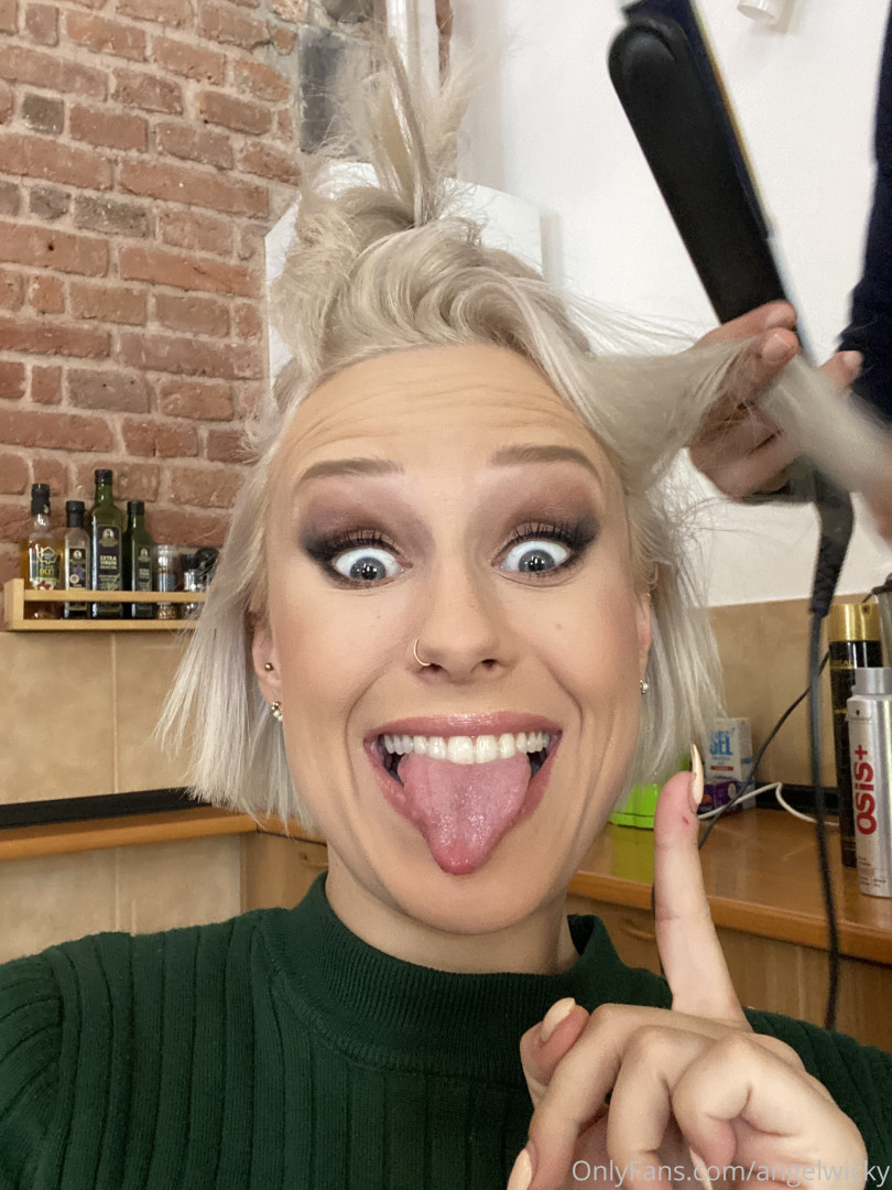 Photo by angelwicky published on November 21,2023 15:50:03 - BestThots