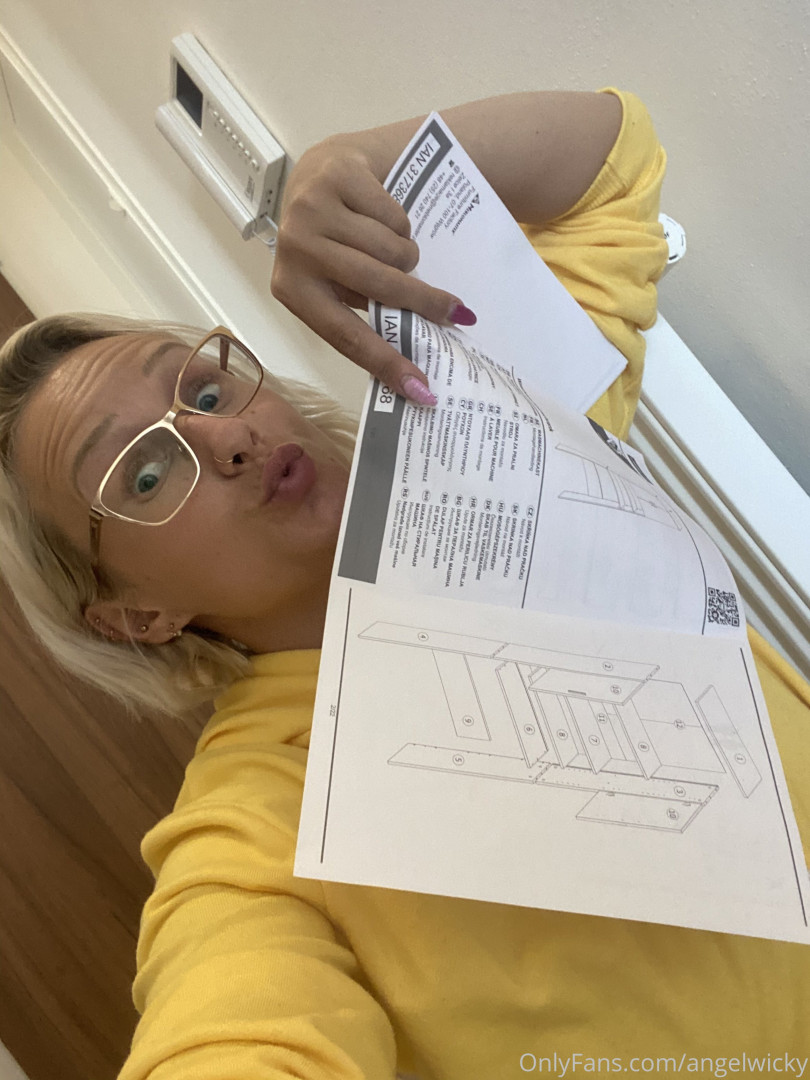 Photo by angelwicky published on November 21,2023 15:50:08 - BestThots